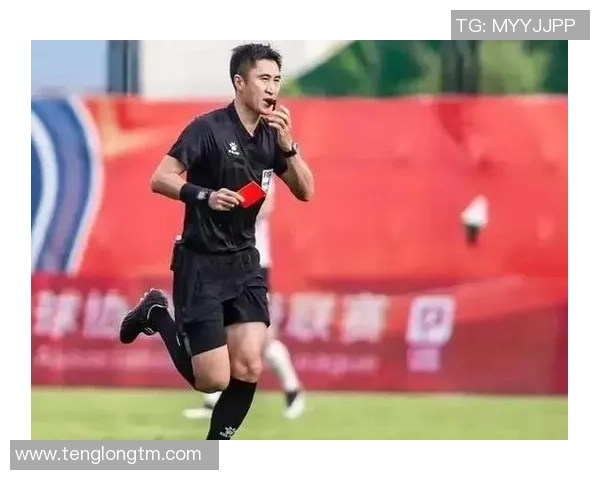 军人热爱足球明星的深层原因与情感共鸣分析