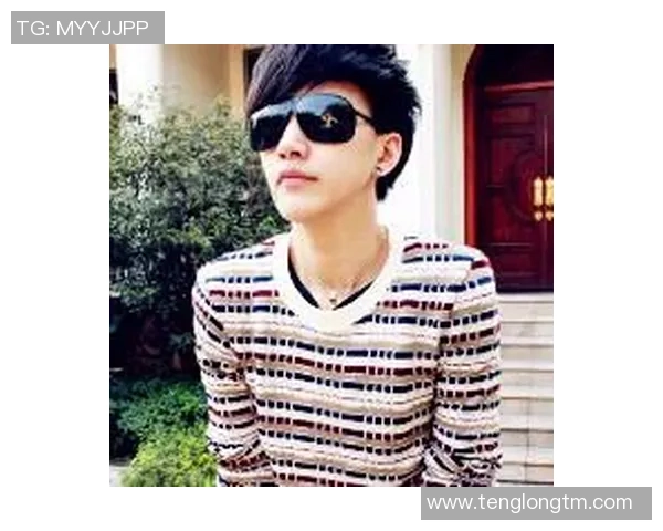 体育足球明星男生头像精选展示引领潮流风尚与个性魅力 体育足球明星男生头像精选展示引领潮流风尚与个性魅力