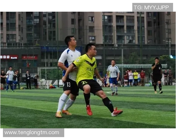 深圳足球队在奥运会中的默契配合与战术分析探讨